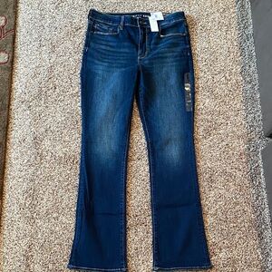 NWT American Eagle Outfitters Dark Blue Flare Jeans